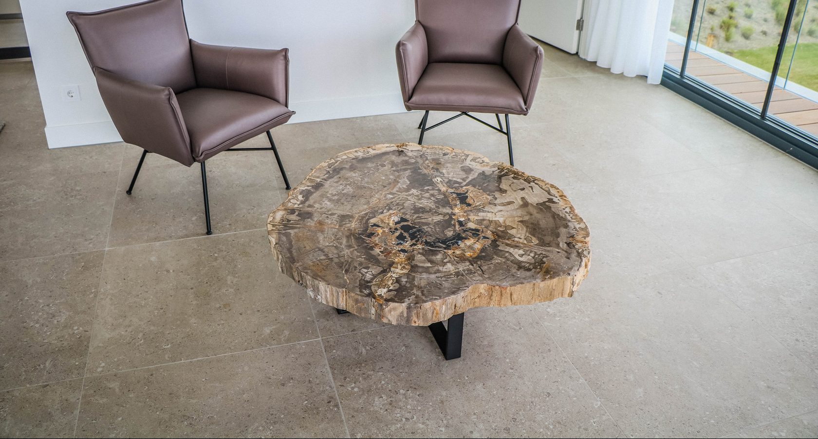 Versteinertes Holz Tisch